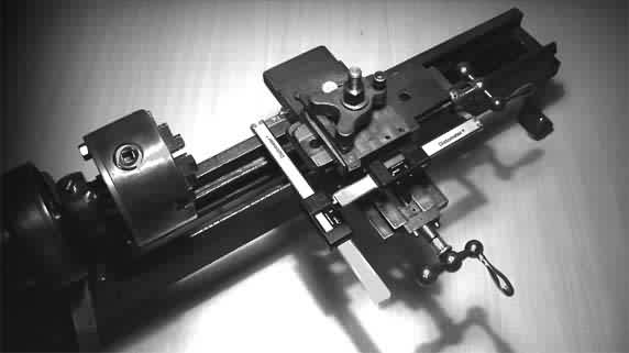 f-lathe6.jpg (24805 Byte)